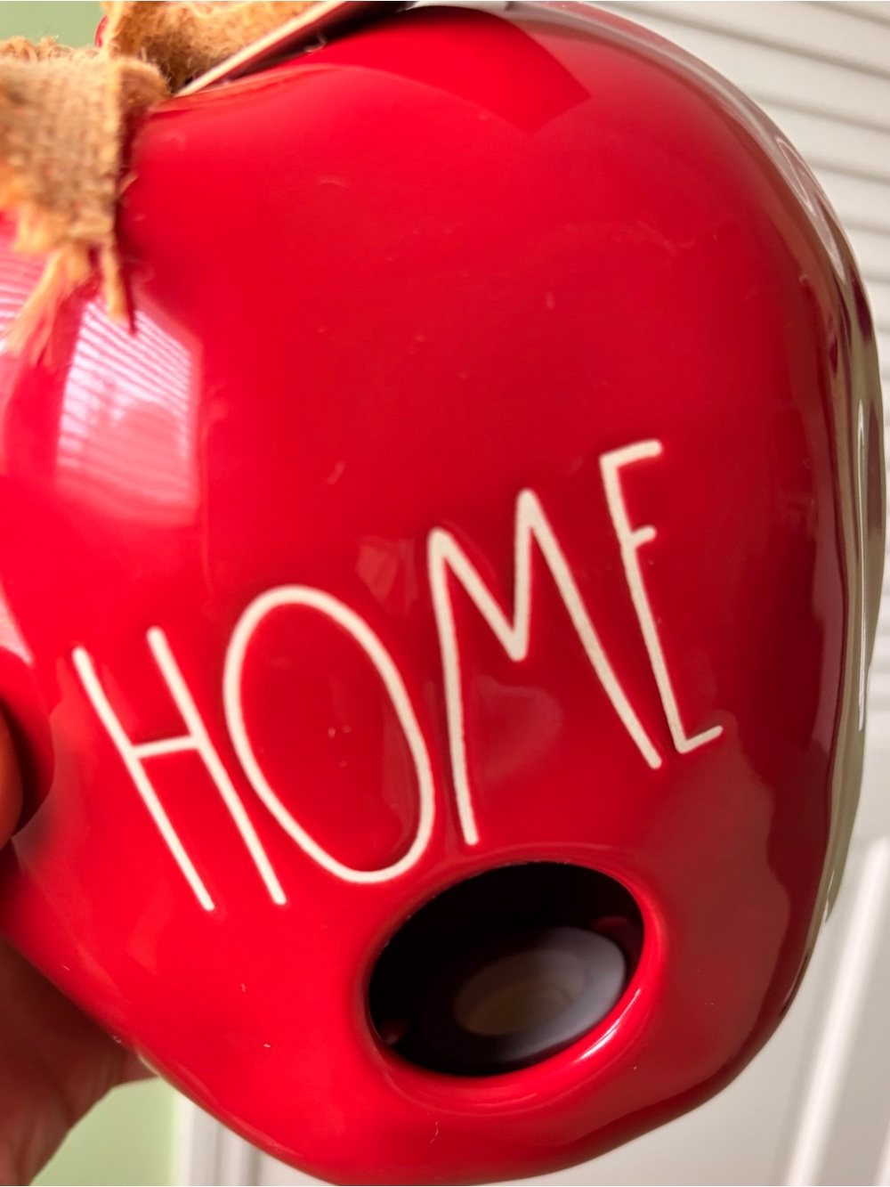 Rae Dunn Vibrant Red 'HOME' Ceramic Apple Farmhouse Birdhouse - Picture 9 of 9